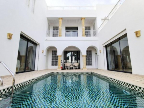 Riad De Charme avec Piscine et Jardin